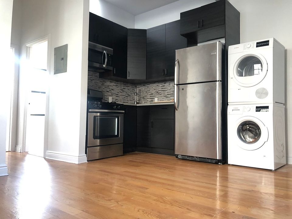 1st image of 560 Prospect Pl #L18