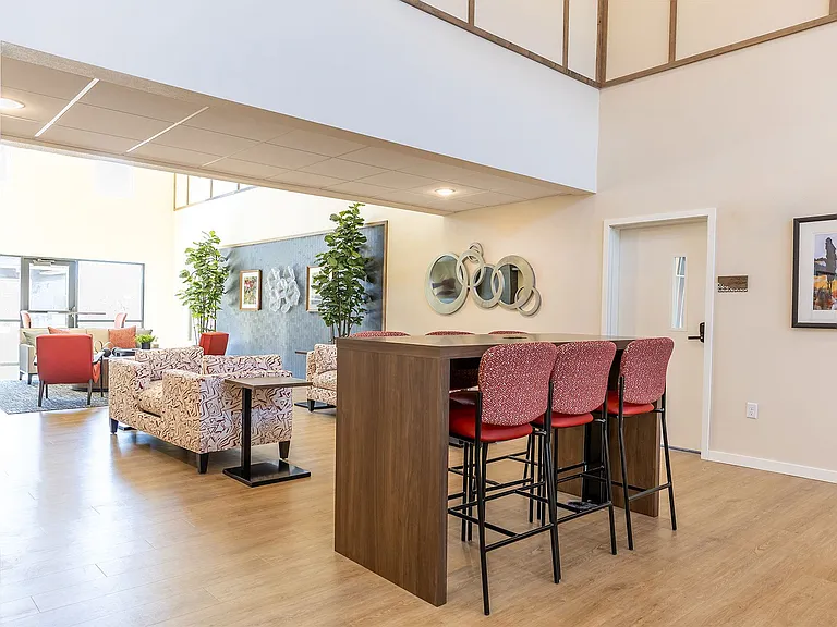 Avalon Apartments & Townhomes — Photo 36