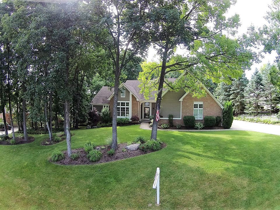 1st image of 1148 Tennyson Dr