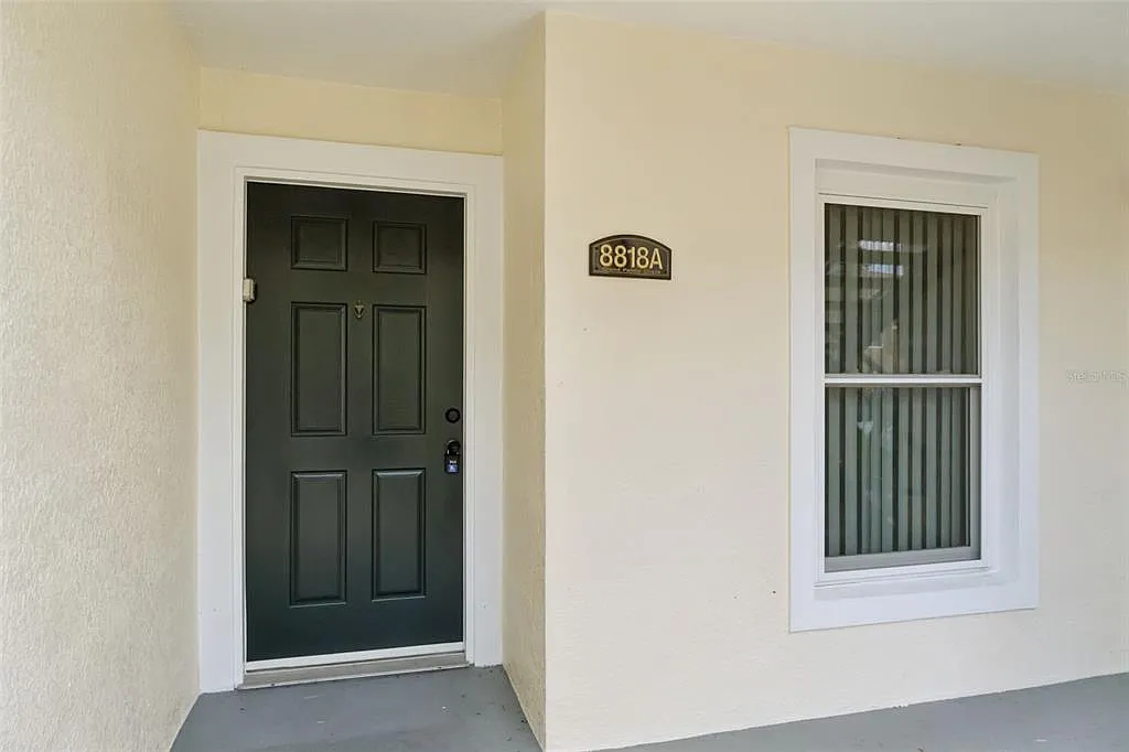 3 bed, 2.0 bath, 1222 sqft, $1,450 — Photo 2