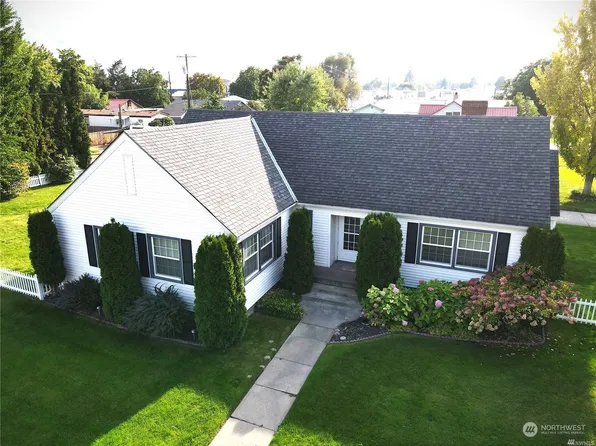 420 Central Avenue, Oroville, WA 98844
