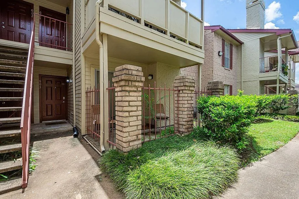 1 bed, 1.0 bath, 588 sqft, $1,400 — Photo 1