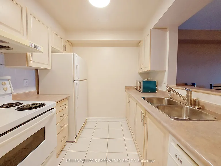 1883 McNicoll Ave #1017 — Photo 11