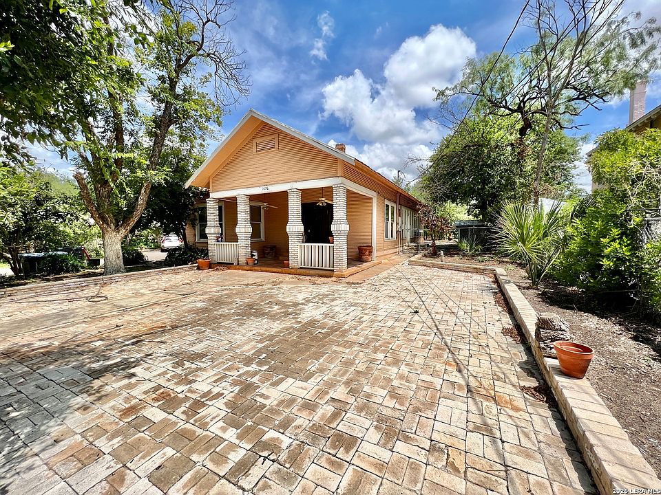 1st image of 1096 Avenue A