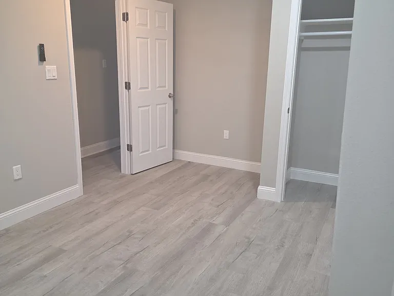 1547 Chippewa St #1547 — Photo 6