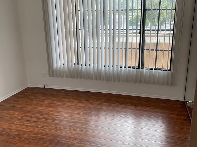 4314 Matilija Ave — Photo 10