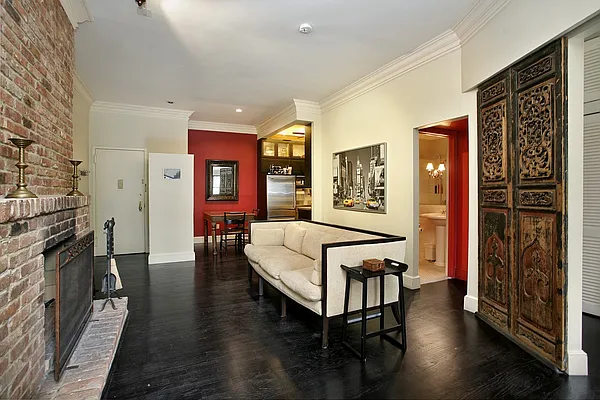 Sold by Corcoran | media 21