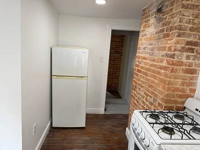 224 S Ann St #3 — Photo 5