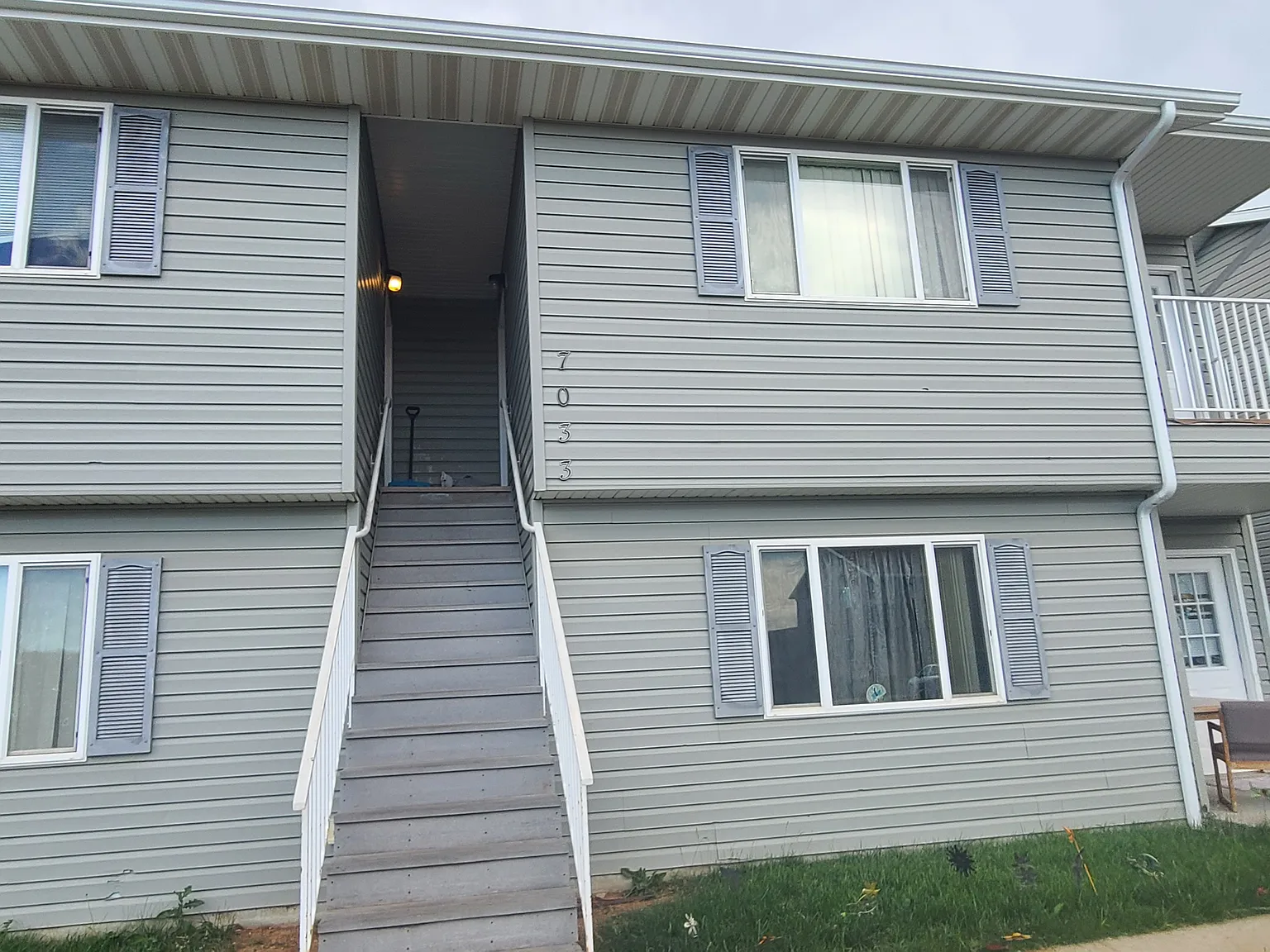 2 bed, $950 — Photo 1
