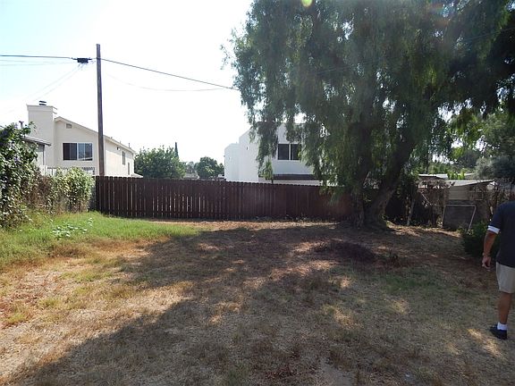 4th image of 419 41st St