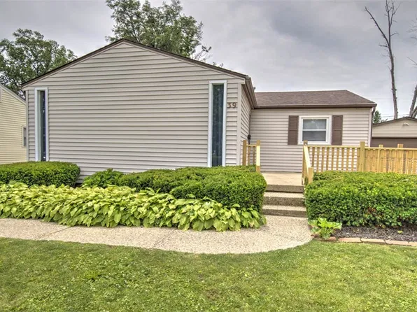 39 E Imboden Dr, Decatur, IL 62521