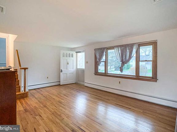 2nd image of 67 Vera Ave