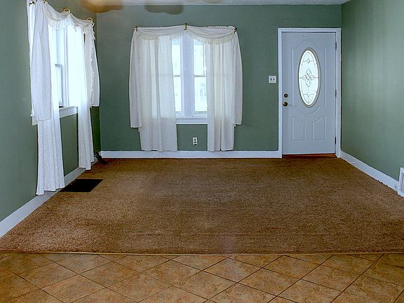 5th image of 294 E 13th St