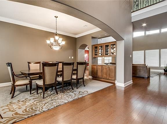 3rd image of 1416 Hawks Canyon Cir