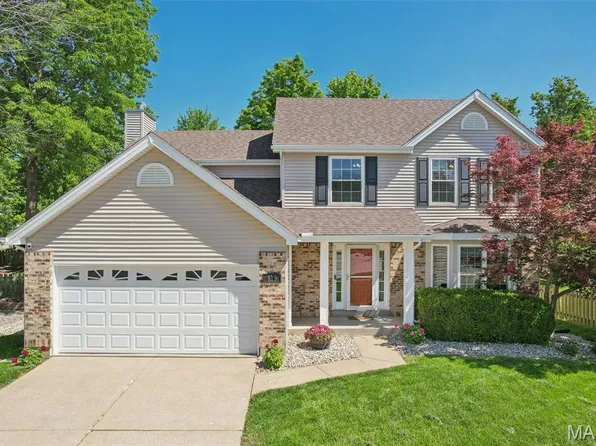 819 Barbara Ann Ln, Ballwin, MO 63021