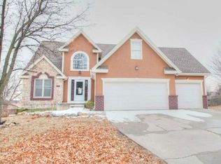 1419 NE 96th Ter, Kansas City, MO 64155