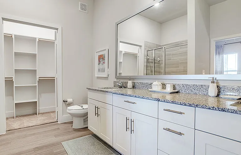 The Kacey at Kingwood Apartments — Photo 32