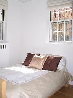 Sold by Sotheby's International Realty | media 17