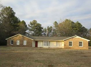 10991 Carolwood Lakeview Dr, Northport, AL 35475