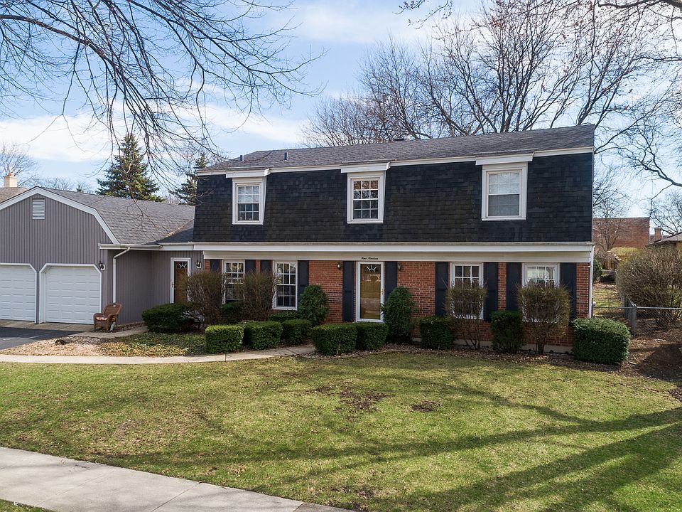 1st image of 919 Stratford Ln
