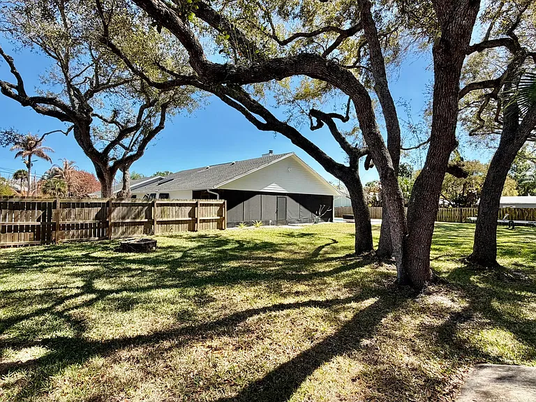 311 Anchor Way — Photo 4