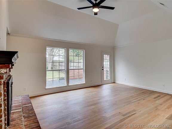 5th image of 13713 S Nyssa Ct