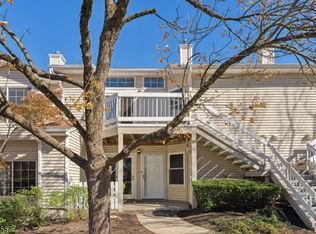 84 Mayfield Rd, Bedminster, NJ 07921