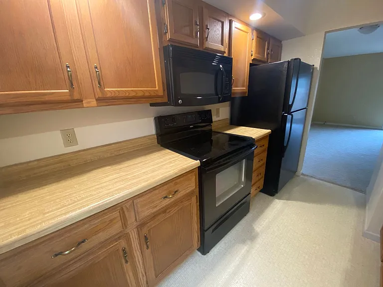 1947 Bonnie Ct — Photo 4