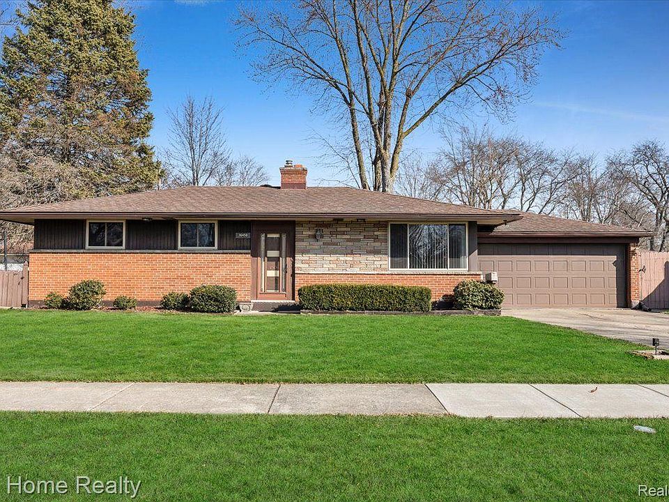 1st image of 36450 Winterset Dr