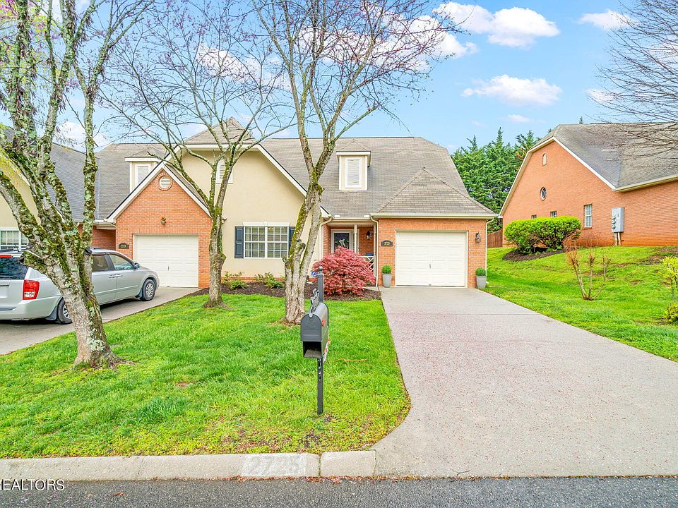 1st image of 2725 Knob Creek Ln