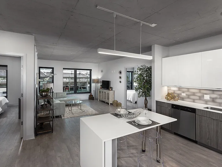 Residences at Addison & Clark — Photo 2