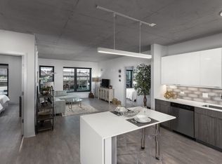 Residences at Addison & Clark, Chicago, IL 60613