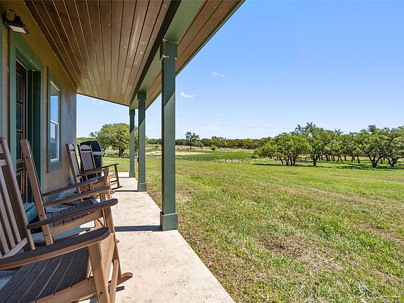 4th image of 784 Ranch Road 2721