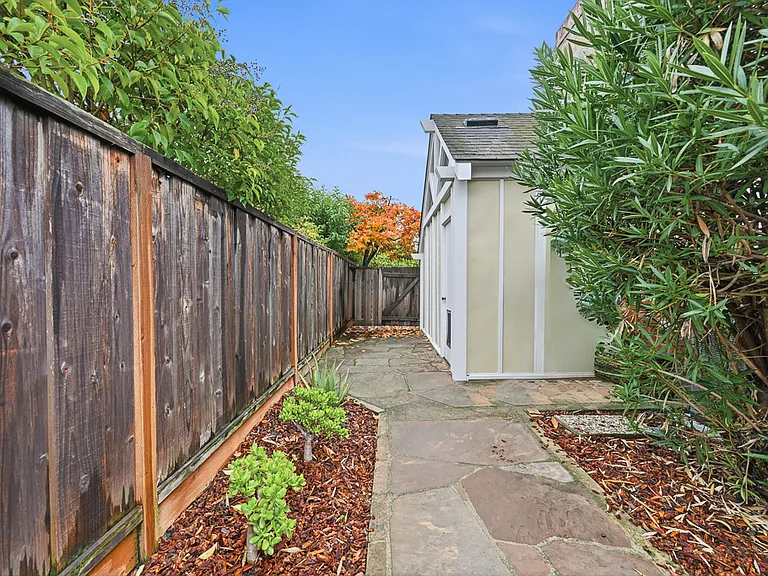 20 Kent Pl — Photo 66