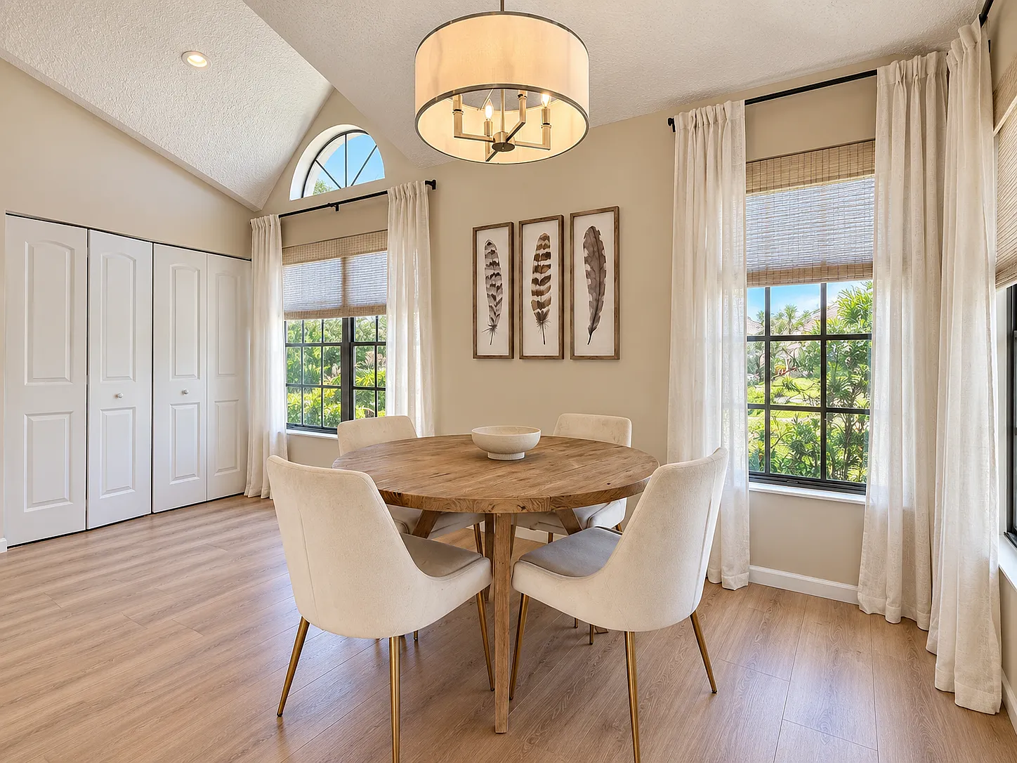 2 bed, 1436 sqft, $5,500 — Photo 3
