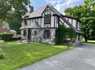 1051 State Rd, North Adams, MA 01247