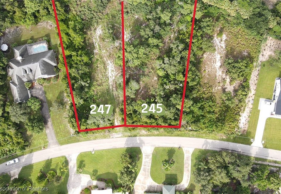 1st image of 245 S Huntley Dr