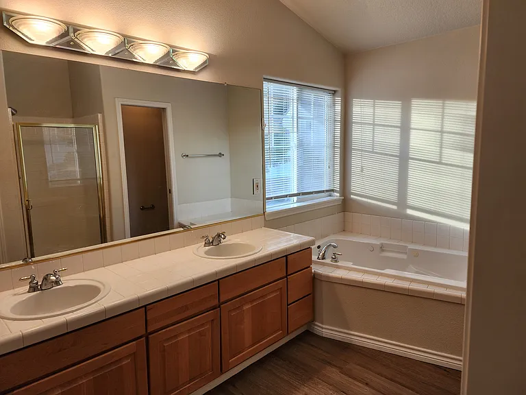 15825 SW Kittiwake Ct — Photo 19