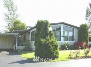 1390 Maple Dr, Enumclaw, WA 98022