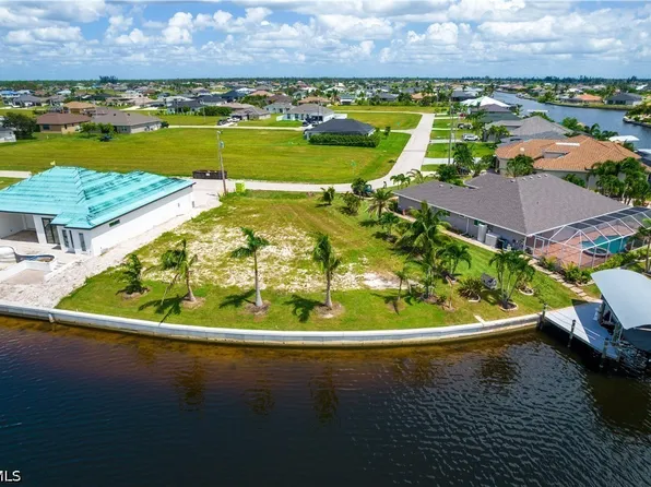 1414 NW 37th Pl, Cape Coral, FL 33993