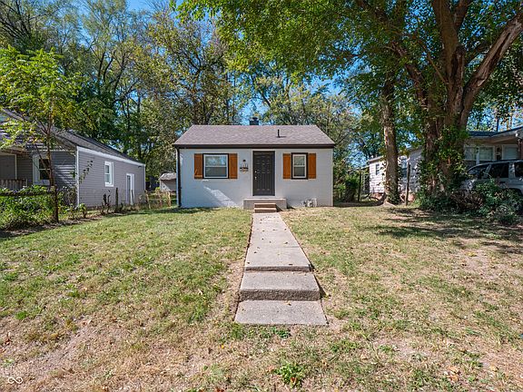 2nd image of 1136 Sharon Ave