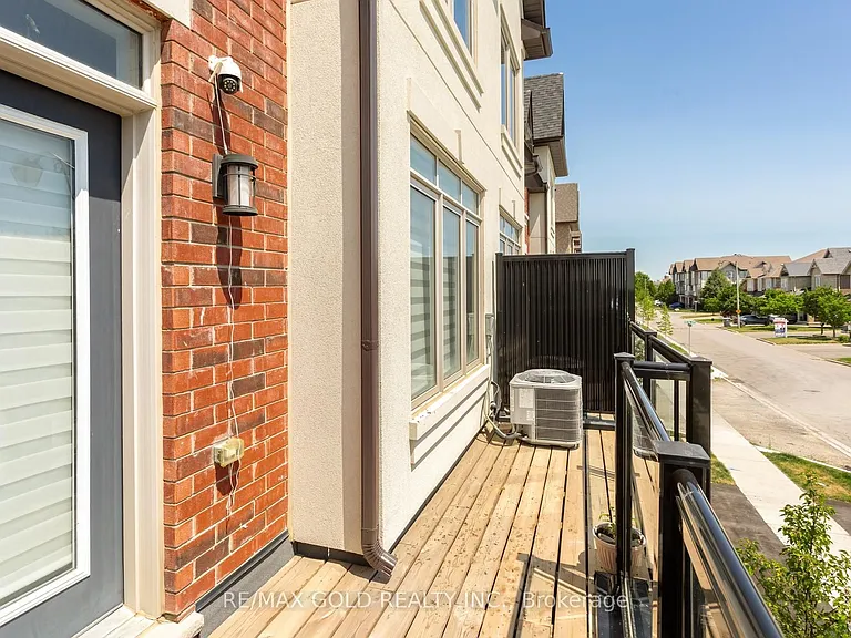 18 Waterville Way — Photo 46