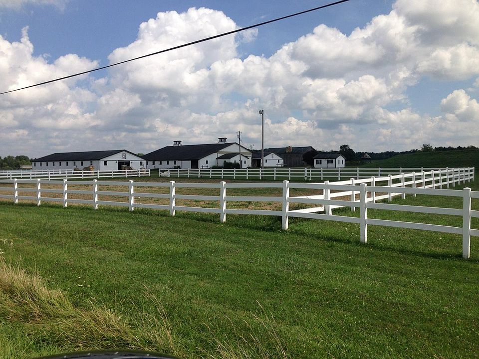 107 acres of equine heaven