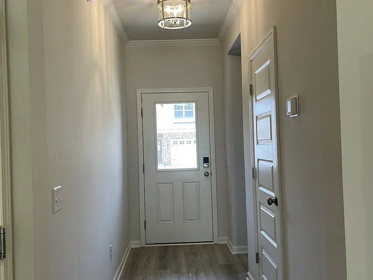 432 Alcott Way — Photo 2