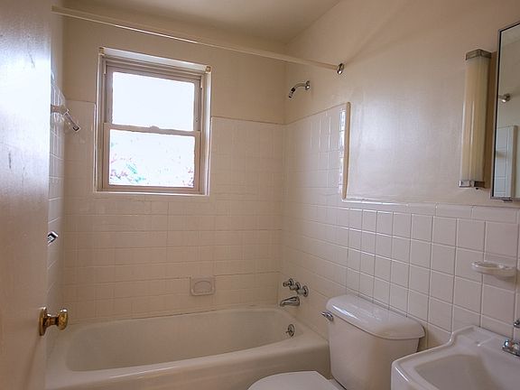 2nd image of 3760 Montour St #10