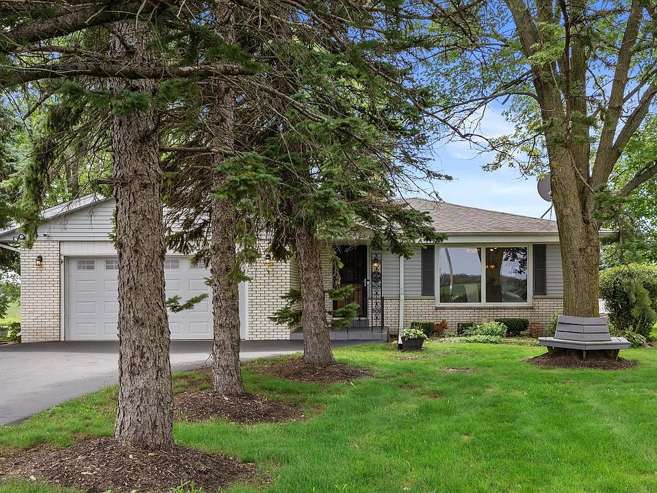 1st image of 20511 93rd STREET