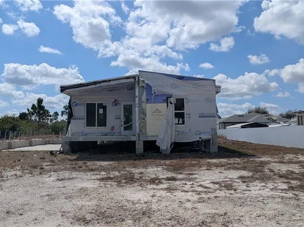 2915 2nd ST SW, LEHIGH ACRES, FL 33976