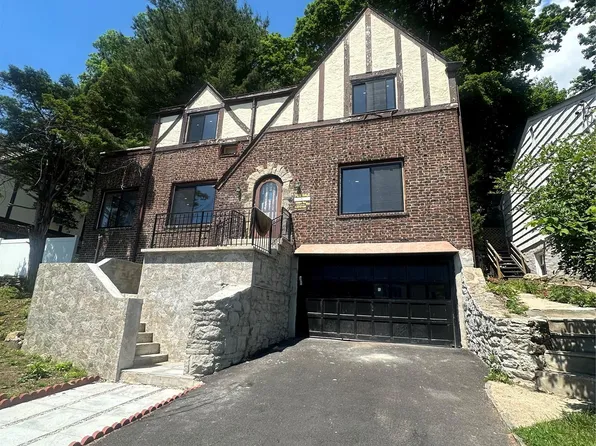 55 Brookdale Drive, Yonkers, NY 10710