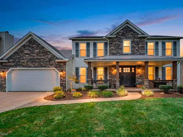 5968 Emerald Lakes Dr, Medina, OH 44256