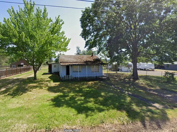 465 Orr Dr, Central Pt, OR 97502